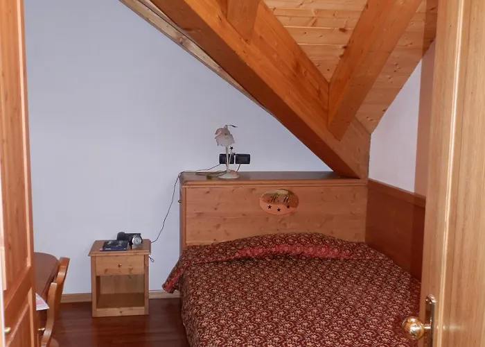 Hotel Milano 3*